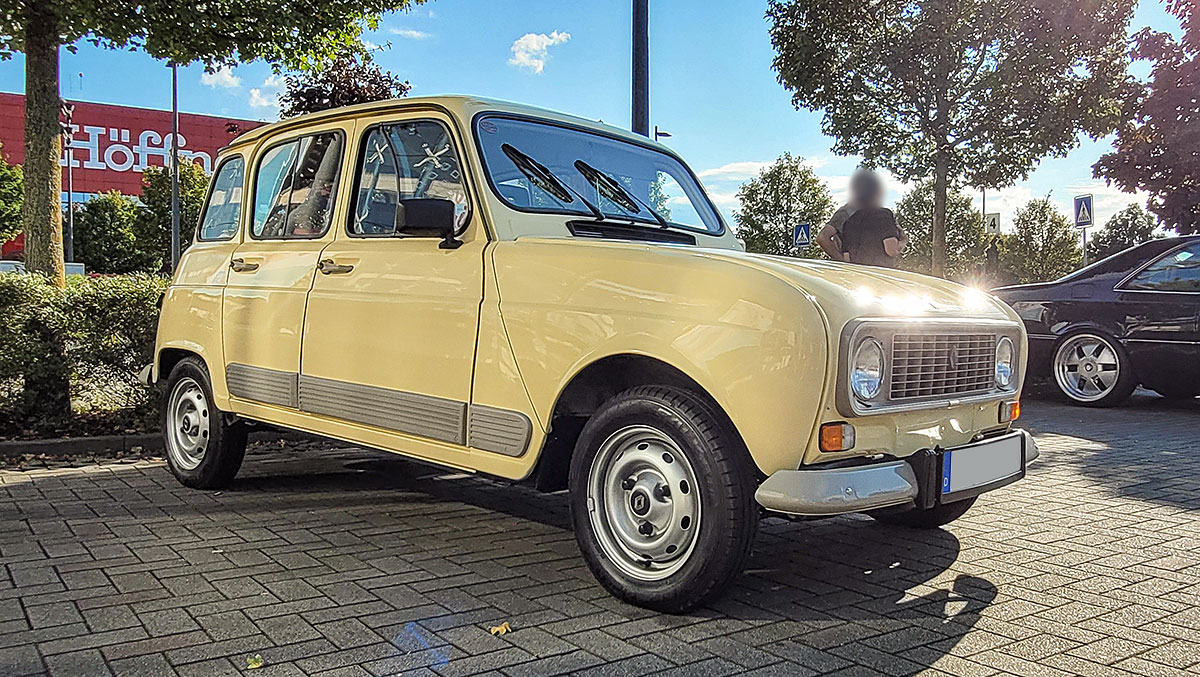 Renault 4 - Altautotreff Dresden (21.09.2025)